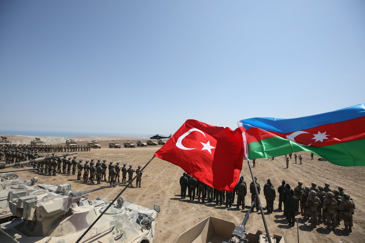 Kahraman Azerbaycan Ordusu, kritik öneme sahip Şuşa kentini işgalden kurtardı. Tebrik ediyoruz. Azerbaycan Türkü kardeşlerimiz 28 yıl sonra Şuşa’daki meşhur Hâr-ı Bülbül çiçeğinin açışını izleyecekler, kokusuna doyacaklar. Ne mutlu onlara. 🇹🇷🇦🇿