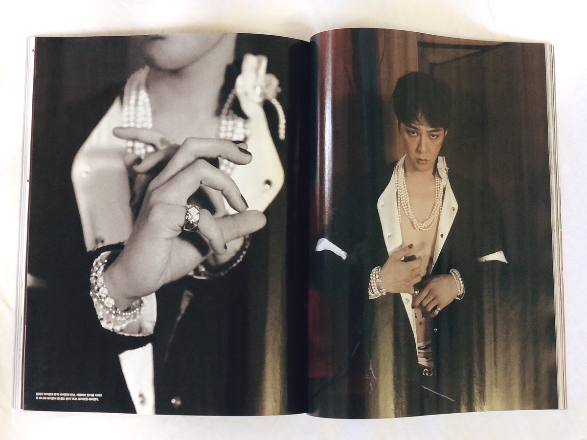 hgg0421's tweet photo. VOGUE✖️샤넬✖️권지용 https://t.co/IYZ0k2zq0D