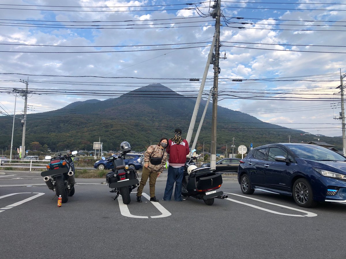 ayabou021201's tweet photo. 私達夫婦と娘の元カレと3人でツーリング行ってきた‼️
あやぼう元気です！！！ https://t.co/jgCU0PfJxy
