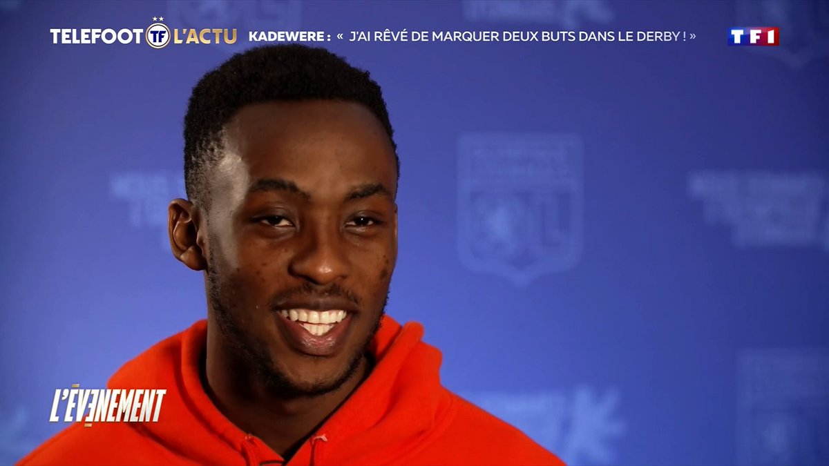 Téléfoot tweet media