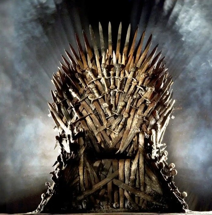 MMNPhoenix's tweet image. Akara be looking like Game of Thrones seat. #laylay #HolyGround