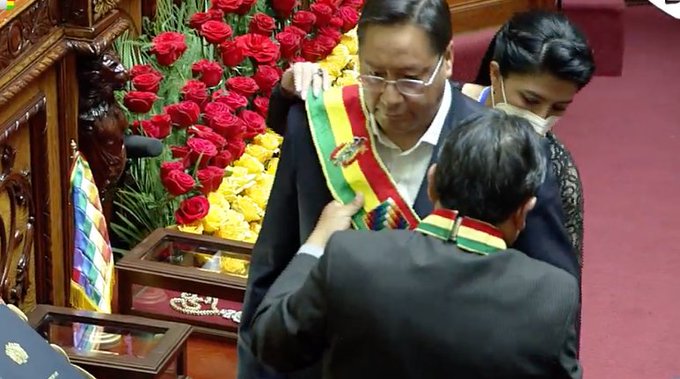 A new era begins! #LuisArce has been sworn in as President of the Plurinational State of #Bolivia! 
#JallallaBolivia!!
#BoliviaRecuperaSuDemocracia #VamosASalirAdelante 
#UnidosPorUnMundoPluripolar #BoliviaContraElGolpe #BoliviaMereceMAS