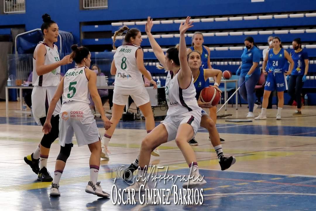 OscarGimenezspk's tweet photo. Derrota en #LF2d @ClubSalle 78 VS Unicaja Andalucía 84.
#melilla https://t.co/X83WNDMUqj
