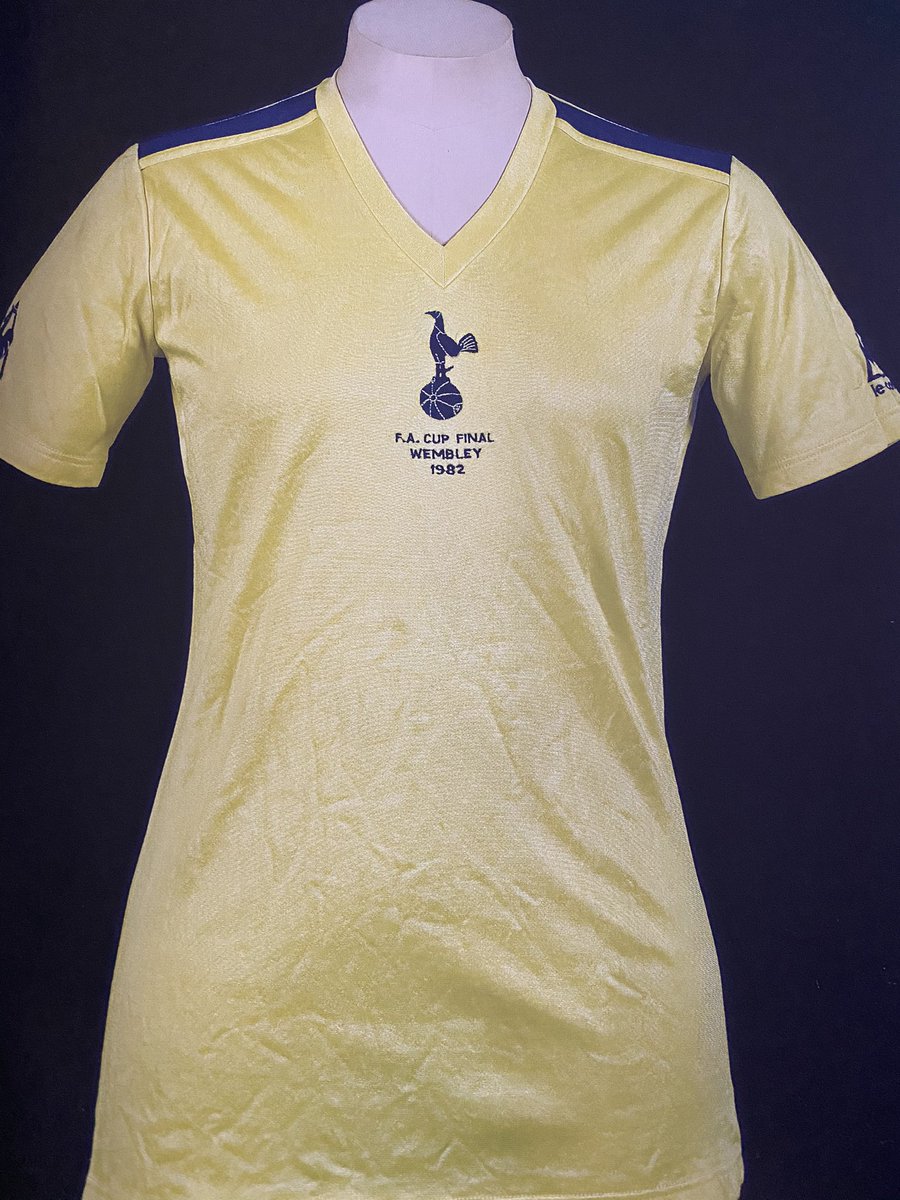 SpitfireSpurs's tweet photo. @bant_aar @classicshirts Ok mate 🙄 https://t.co/xAmunnNql4