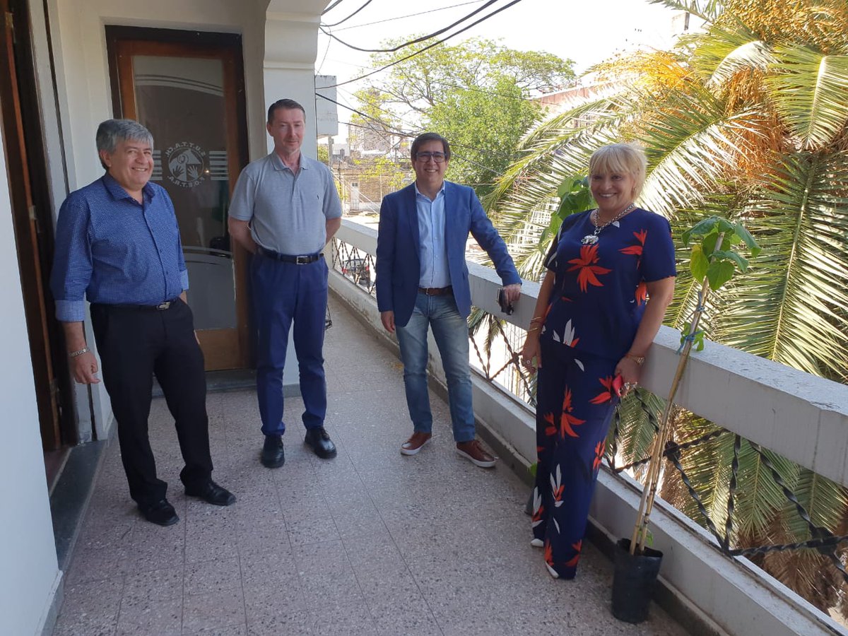 JorgeAWozniczka's tweet photo. 🌳 KIRI 🌳

🌎 EL ÁRBOL QUE PUEDE SALVAR AL MUNDO

✅ Este árbol Kiri ayuda a disminuir las #temperaturas que en #Resistencia son altas y  ayuda a reducir los #Rayos #UV  

✅ Muchas gracias a @GustavoPorChaco por acompañar #ORDENANZA 44240 y asi combatir el #Cambio #Climático.- https://t.co/SQOhueMz3c