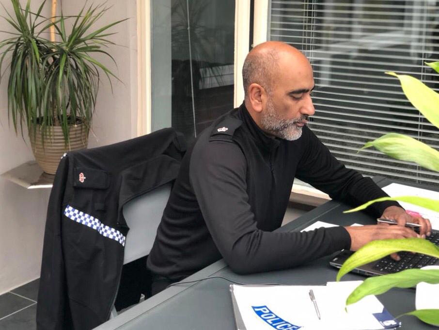 Supt Rik Klair (@chiefrik) on Twitter photo Embracing #Lockdown2 by WFH this w/end, avoiding unnecessary travel. Got 8 custody extensions & a DVPN on the go but as always great work being done by <a href="/WMerciaPolice/">West Mercia Police</a>. Did you know you can report COVID19 breaches, ASB, & crimes online? Go to westmercia.police.uk <a href="/WestMerciaPCC/">West Mercia PCC</a> Embracing #Lockdown2 by WFH this w/end, avoiding unnecessary travel. Got 8 custody extensions & a DVPN on the go but as always great work being done by <a href="/WMerciaPolice/">West Mercia Police</a>. Did you know you can report COVID19 breaches, ASB, & crimes online? Go to westmercia.police.uk <a href="/WestMerciaPCC/">West Mercia PCC</a>