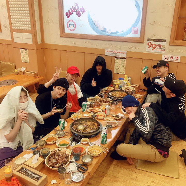 PoCCARRoN's tweet photo. #HAPPY_VICTON_DAY
#빅톤과_맞이하는_네번째_겨울

빅톤과 앨리스의 원더랜드는 
겨울에도 춥지 않아요... 진짜루ㅠㅠ https://t.co/tJUVGFPaLt