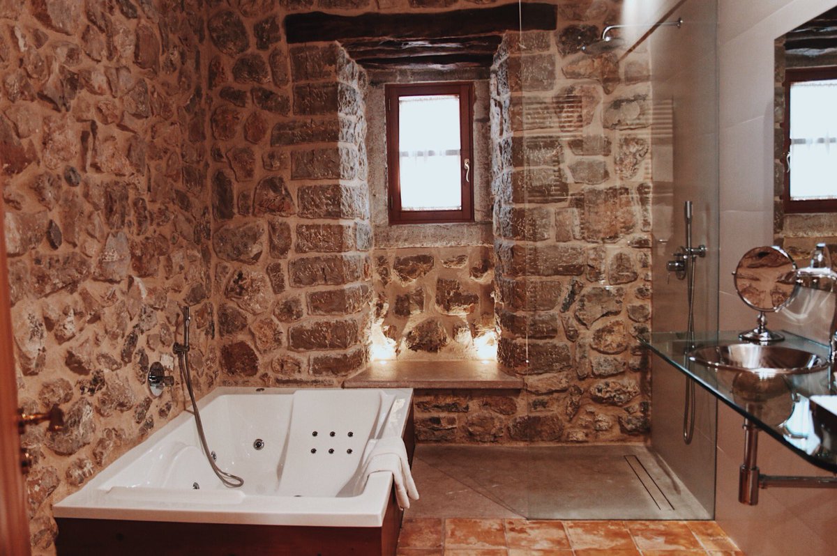 rutasyrutinas's tweet image. Hoteles con encanto en Mallorca 💕 Esta es nuestra habitación en el petit hotel de Cas Comte en #Lloseta 🏡 #somdemallorca #mallorcainspires