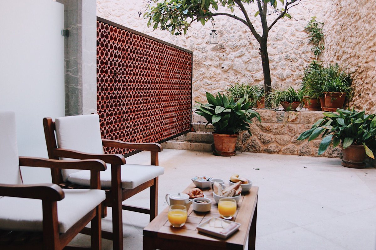 rutasyrutinas's tweet image. Hoteles con encanto en Mallorca 💕 Esta es nuestra habitación en el petit hotel de Cas Comte en #Lloseta 🏡 #somdemallorca #mallorcainspires