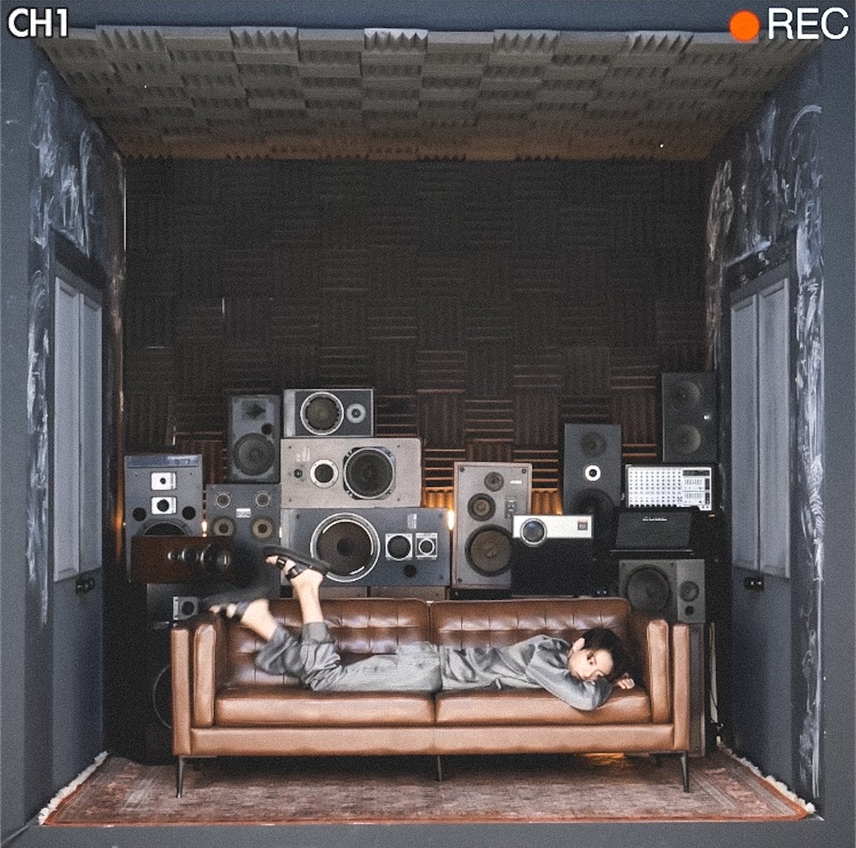 archiveforJK's tweet photo. jungkook in his concept room https://t.co/XaAwAP8Ayb
