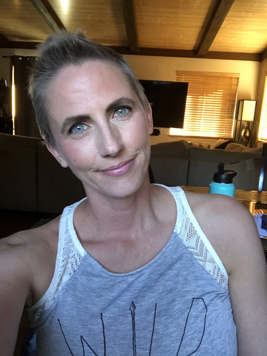 Nikole17's tweet photo. @FightGandhi November update: in the last few weeks I have eyebrows and eyelashes again which is exciting.  I’ve finished 25 rounds of radiation out of my 33 total. And I have this little mohawk which is fun while growing my hair out ❤️ #fuckcancer #postchemo #chemohair https://t.co/ByKYbWDwxP