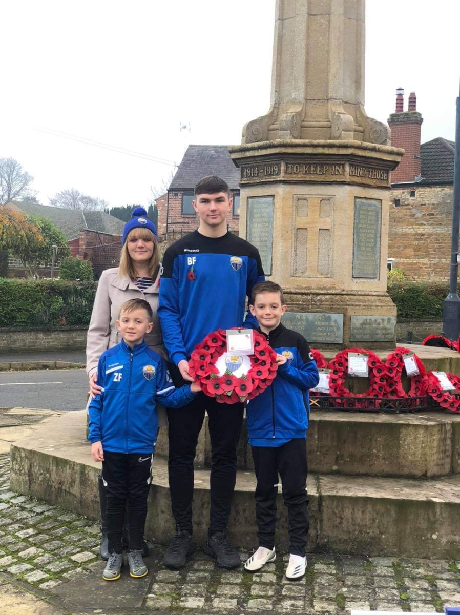 🔵⚫️🔵⚫️🔵⚫️ 

Remembrance Sunday 
Thank you to the Frankcam family, for laying the poppy wreath today they represented BPWFC &amp; 6 age groups within their family. 

#wewillrememberthem #lestweforget

🔵⚫️🔵⚫️🔵⚫️