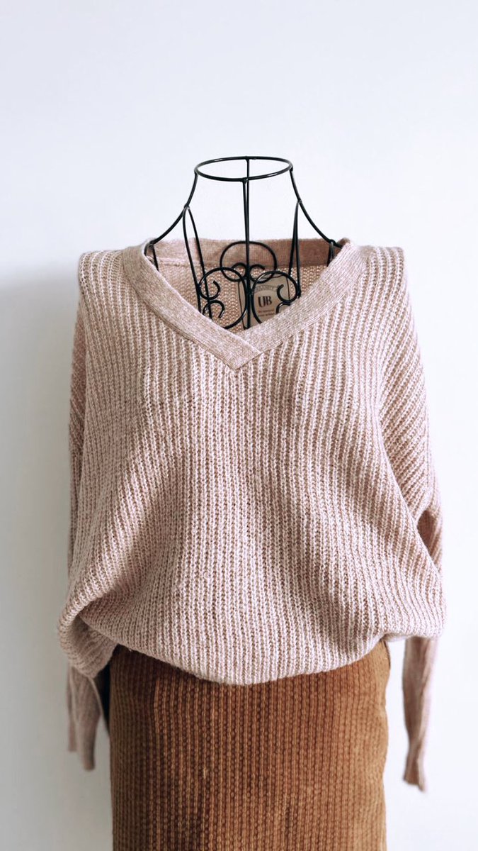 phinallebyphi's tweet photo. Live sales tonight @ 9pm on our Telegram Channel 😍 Limited design of knitwear &amp; sweatshirt you can get with cheapp cheapp price. Link in bio 😍 Dont forget to follow us on instagram for more updates 😋

https://t.co/Vf6iYN9i36 https://t.co/Ukj1CdP5vL