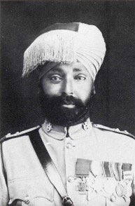 Khudadad Khan, first South Asian soldier to receive the Victorian Cross. A Muslim.

Ishar Singh, 1st Sikh to receive the VC.

Canadian Sikhs fought during WWI even when they could not vote, including our namesake <a href="/PteBuckamSingh/">Pte. Buckam Singh Public School</a> This #RemembranceDay2020 remember their names too.