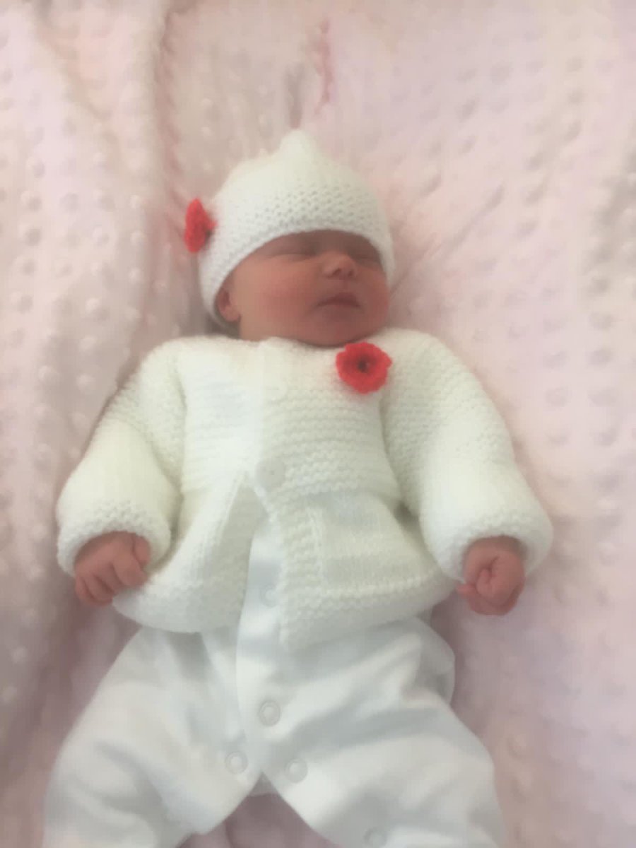 MFT_SaintMarys's tweet photo. Our beautiful donated hand knitted outfits for our babies for #RemembranceSunday https://t.co/c5JqBo3YL8