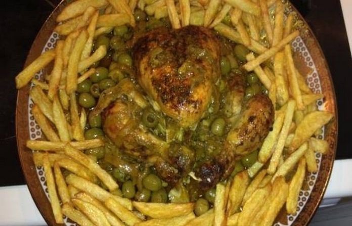 saraminad's tweet photo. Ce magnifique combo ++ https://t.co/bdkUnQbQAO