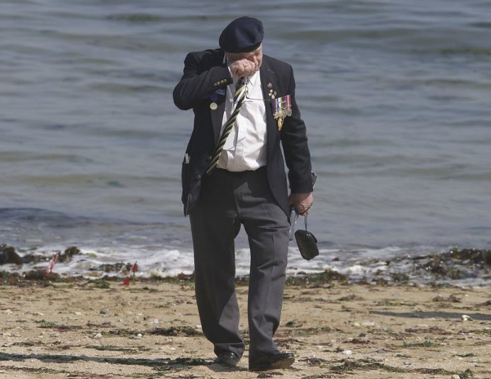 sporting_lodge's tweet image. We can’t apologise for putting this one up again for #rememberancesunday #letsnotforget #warheroes @royalnavy @royalairforceuk @britisharmy #thesportinglodge