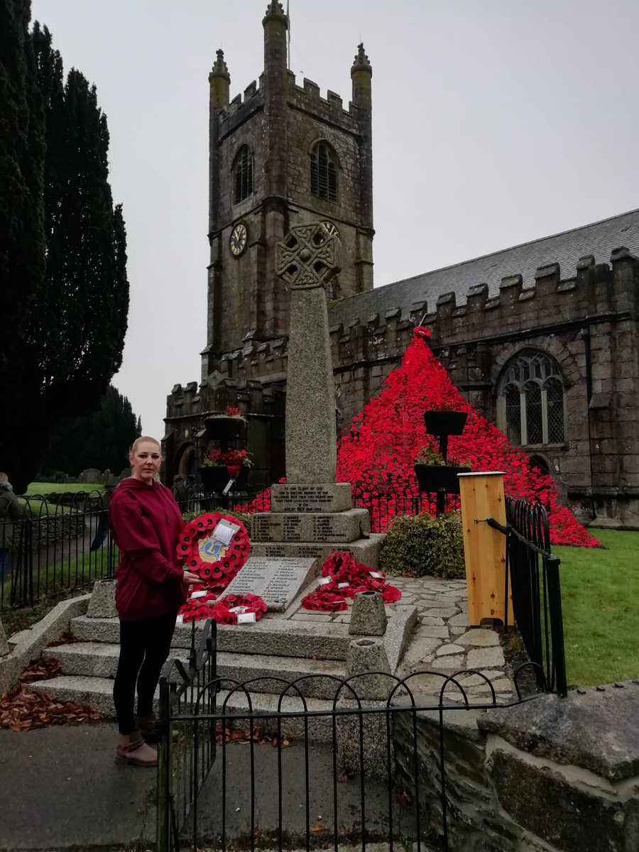 CallingtonLions's tweet photo. Really proud to be asked to represent Callington Lions today in laying our wreath. Lovely to see so many people out paying their respects. https://t.co/3nz5xp5iyf