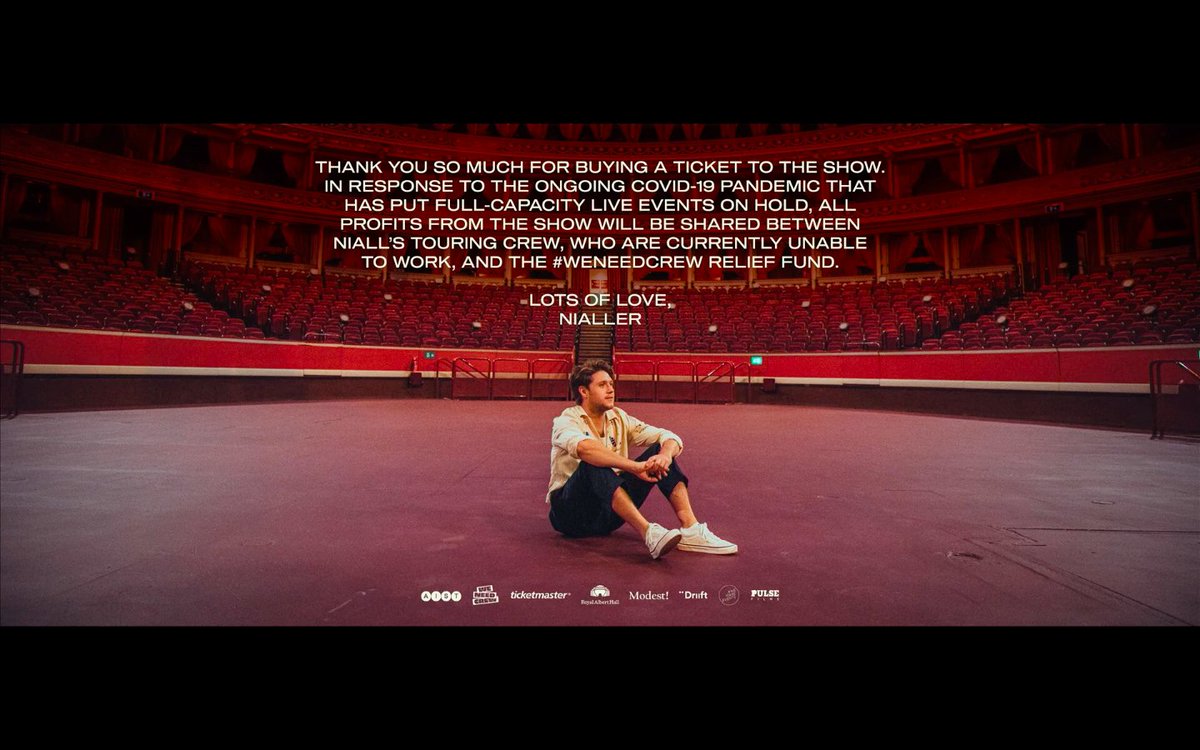 SassyPayn0's tweet photo. Niall Horan 
✨Live at Royal Albert Hall✨

The opening

#NiallLiveAtRAH https://t.co/qEMwKEY7tn