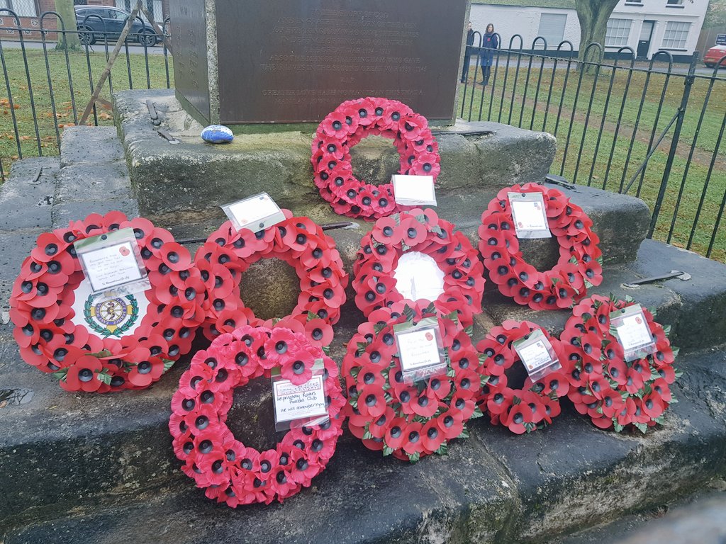 samsmith4644's tweet photo. We laid our wreath on behalf of East Midlands Ambulance Service with pride. A small socially distanced group. I hope we did the fallen of Helpringham and surrounding villages proud. Lest we forget. https://t.co/iY3QGuNH35