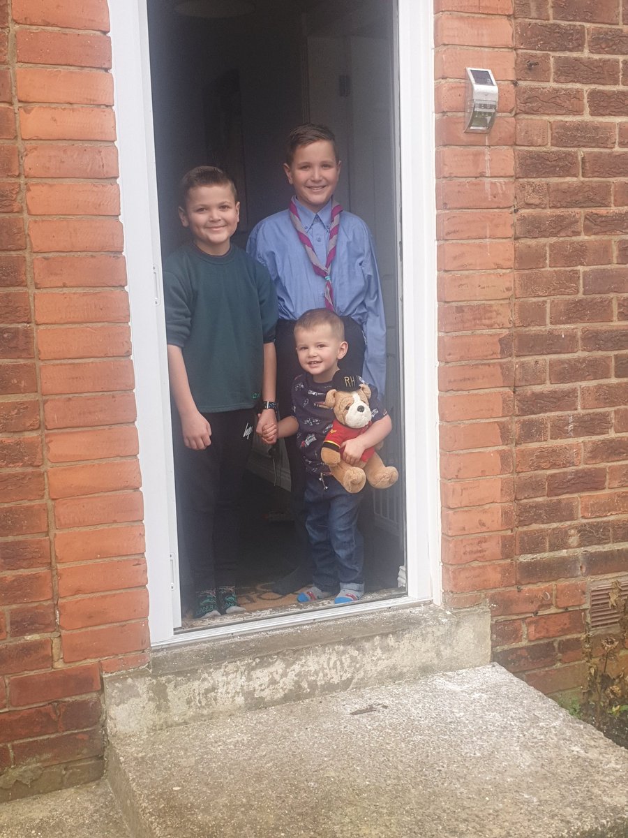 izzndmark's tweet photo. @SMagdalens Louis and Jake have been to lay a wreath this morning for the family to remember all those in the Parachute Regiment who have given and still are giving their lives for us all. Especially their Grandad. We will remember them. https://t.co/Wz60nyxCev