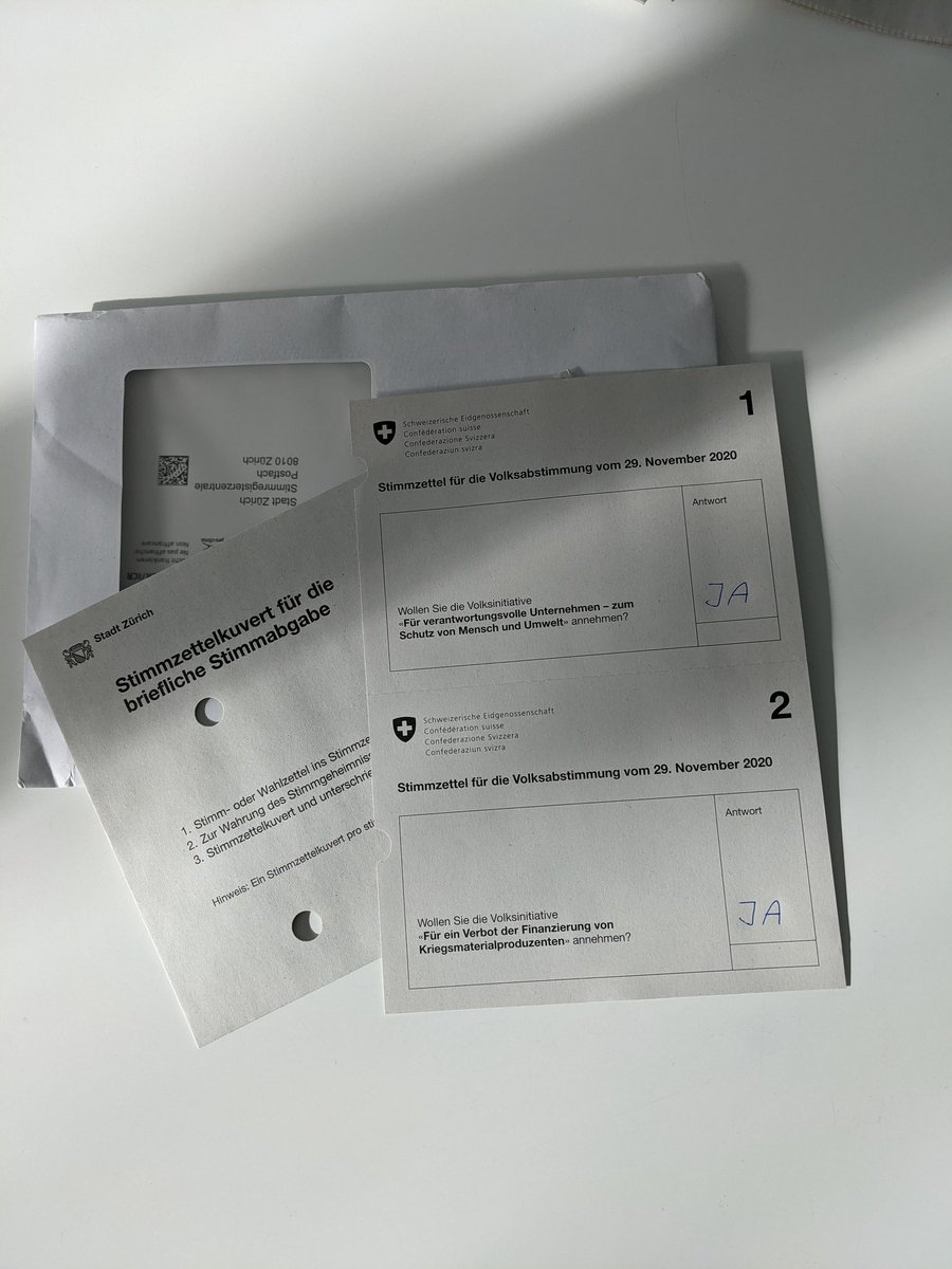 JayBadran's tweet photo. Die neue #Firstlady zeigte sich begeistert von unserem dualen Bildungssystem. Bei allem Verbesserungspotential bezüglich AuslandschweizerInnen,  vielleicht könnte sie sich unser Briefwahlsystem genauer anschauen...;-) Überzeugt 2xJa und garantiert gezählt. https://t.co/i2I1v886kZ