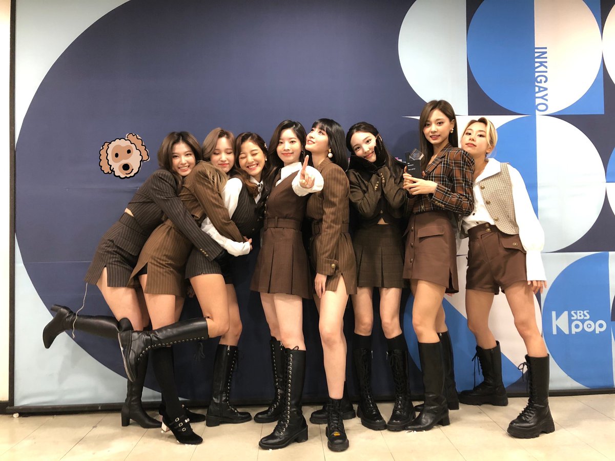 JYPETWICE's tweet photo. 🏆 #ICANTSTOPME4THWIN ✨

🍭원스의 5주년과 정규 2집 활동을 함께 할 수 있어서 더 뜻깊고 행복했어요🥰 멀지 않은 미래에 우리가 만나 마주보며 웃을 수 있기를💕

#TWICE #트와이스 #Eyeswideopen #ICANTSTOPME https://t.co/06QBLWJHpo