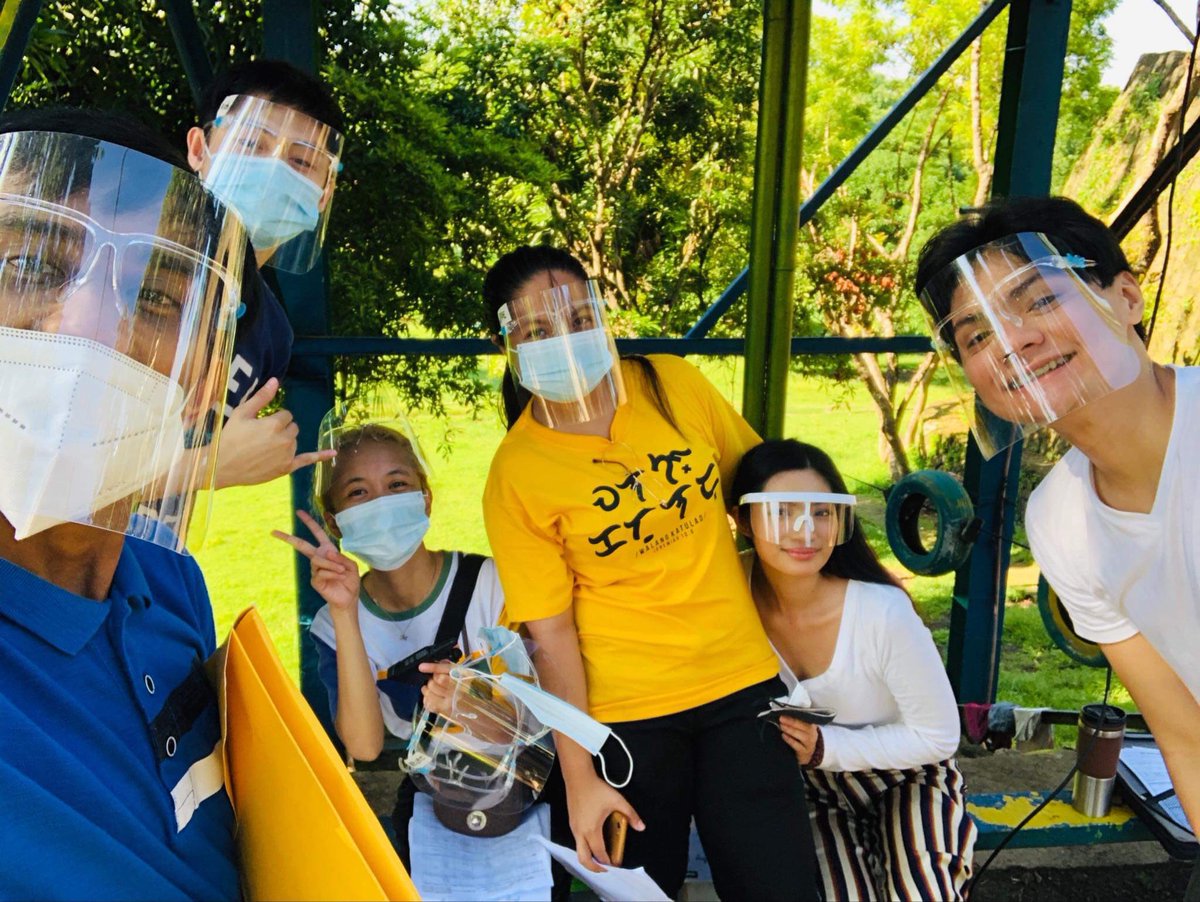 itskathmercado's tweet photo. one more episode left! eto yung mga photos bago umiyak ang lahat. miss you all!!! so proud of you guys!
@asterisk_ph @kkristian_2020 @jadeee099 @zeiah_mejia @Kayden_Ayu @keijeerou @johncortezzzz @karissadnne
nasan sina @21_enz @DarwinYu_PH?
#MyExtraordinaryEP7 #Road2Finale https://t.co/sxPMCotpWG