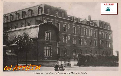 APPHIM's tweet photo. Les grands bureaux des Mines de Liévin #apphim #mémoire #lievin #houilleres https://t.co/Wit4YQTnLC https://t.co/BmwoSRvnI6