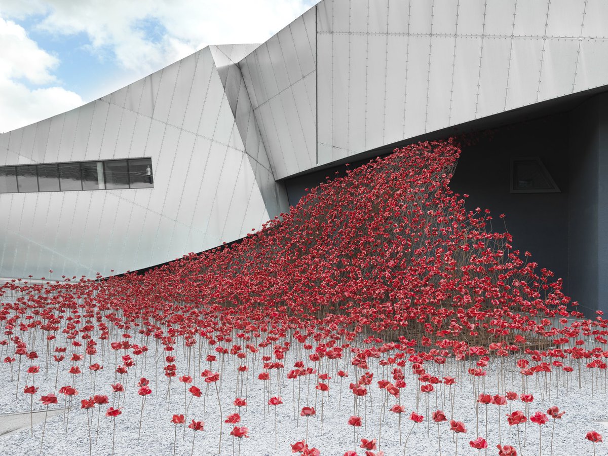 MancPictures's tweet photo. MANCHESTER REMEMBERS ♥️ https://t.co/u7iqRe49jX