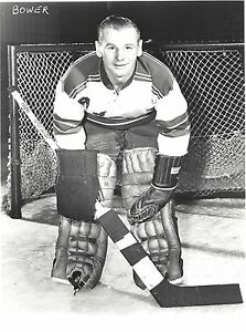 hockey_vintage's tweet photo. ON THIS DAY in hockey history (November 8, 1924): The late HHOFer Johnny "The China Wall" Bower was born in Prince Albert, Saskatchewan. The 4-time Stanley Cup Champion played 552 NHL games for the Rangers/Leafs before his death in 2017 #VintageHockey #NHL #RIPJohnnyBower https://t.co/IbsibmZriu