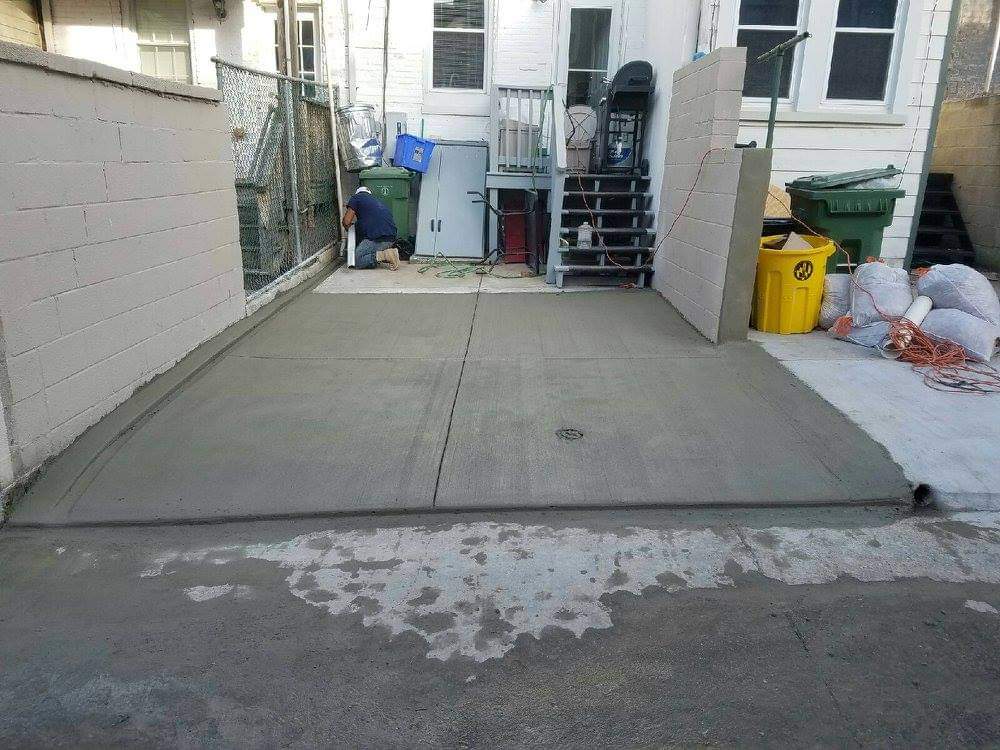 PaversWallsMD's tweet photo. #Baltimore #ParkingPad install. #Canton #FederalHill #FellsPoint #Highlandtown #BrewersHill #Pigtown #LocustPoint #Oliver #Hampden #Remington #CharlesVillage #StationNorth #ButchersHill https://t.co/8yAMIQ3WID