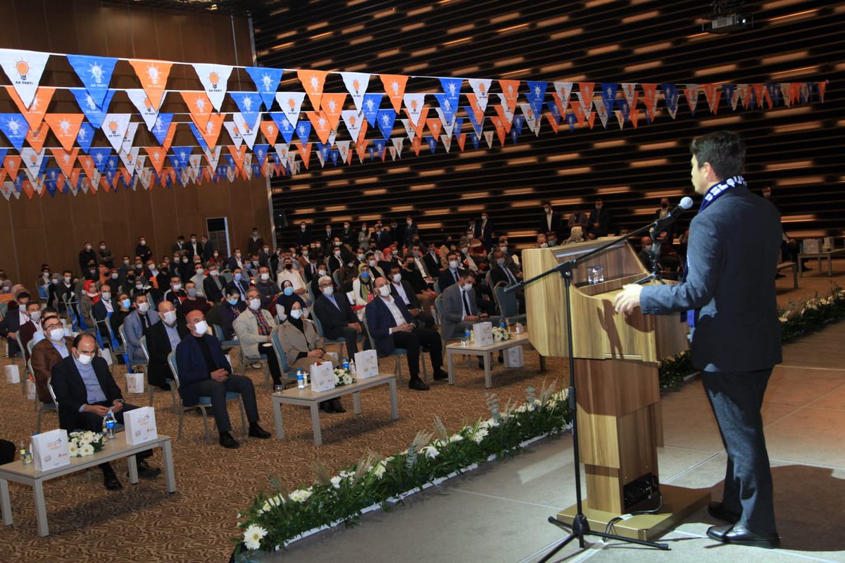 📍Selçuklu

Genel Başkan Yardımcımız <a href="/leylasahinusta/">Dr. Leyla Şahin Usta 🇹🇷</a> ve Gençlik Kolları Genel Başkanımız <a href="/abuyukgumus/">Ahmet Büyükgümüş</a>’ün katılımlarıyla Selçuklu Gençlik Kolları kongremizi gerçekleştirdik.

Selçuklumuz için hayırlı olmasını diliyorum.

#GençsinÖndeYürü
#İnandığınYoldaYürü