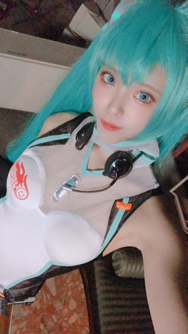 Twitterのコスプレ画像16