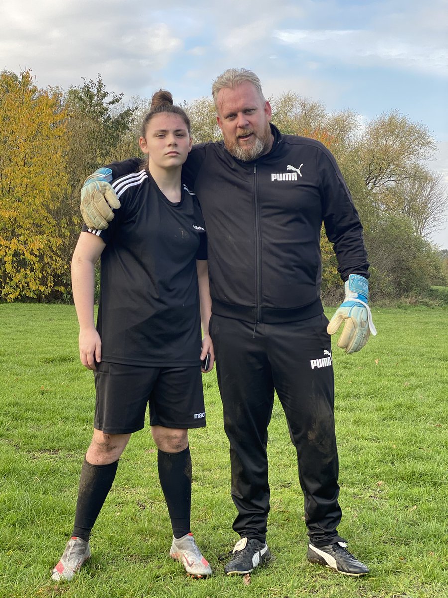 IamMikeEllis's tweet photo. GK training in the park. Who’s worked harder? ⁦@XLFAcademy⁩ https://t.co/y4lNlNY3vS