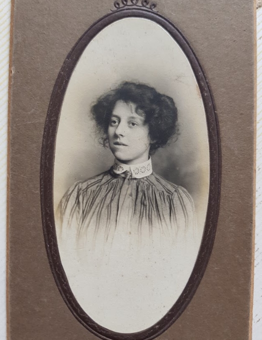 Henry was married to Rose. Rose, from Southwark (who lived just a stones’ throw from my uni), was a milliner and hat factory forewoman. I’m told whenever she bought a hat she’d take it apart and ‘fix’ it.