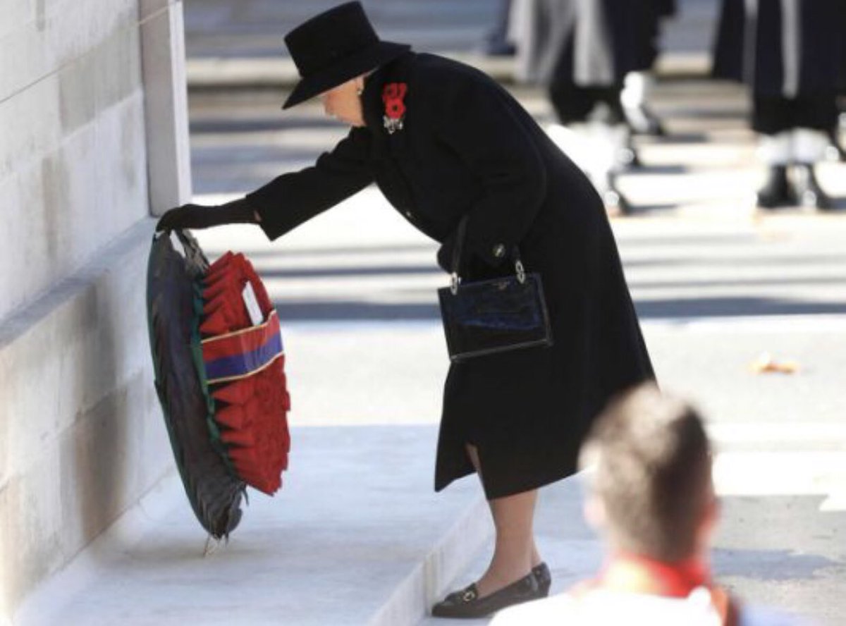 tushaw's tweet photo. #neverforget #WeWillRememberThem #RemembranceSunday2020 https://t.co/3rNiC5Roag