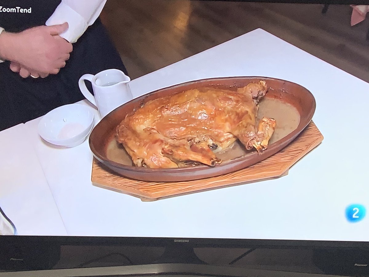 JL_escudero's tweet photo. 😍 #ZoomTend en @la2_tve muestra algunos de los encantos de la provincia de #Guadalajara con su rico patrimonio monumental, gastronómico y natural:
🏰 #Cogolludo
🍷Finca Río Negro, asados, etc
🏞 Parques Naturales de la Sierra Norte y del Barranco del Río Dulce
#CLMcercadeti https://t.co/H4LPKIRV47