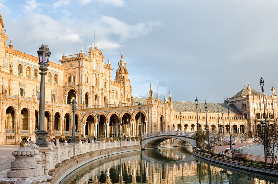 justflyspanje's tweet photo. Wat te doen in Sevilla (voor als je weer naar Spanje kan 😉) > https://t.co/SUWVeksSIF #Sevilla #Justfly #VakantieSpanje #Spanje https://t.co/yTPbjQafns