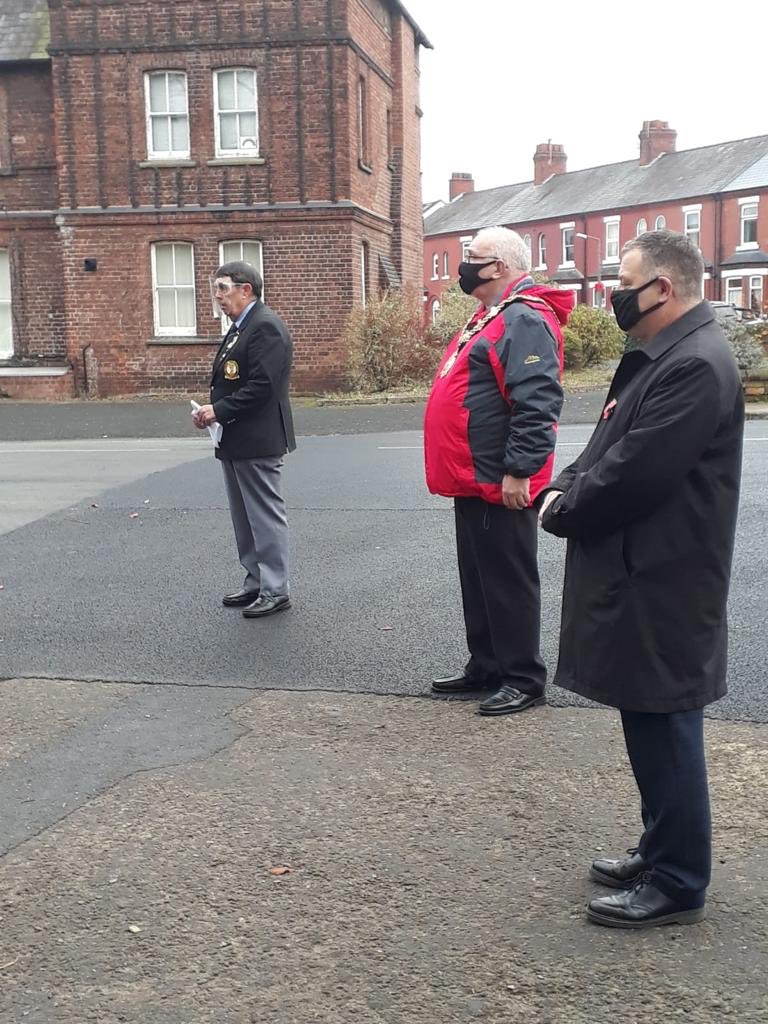 This morning at 9.00 am the Town Mayor, Mike Amesbury MP and Royal British Legion observed the 2 minutes silence and laid wreaths  to remember those that gave the ultimate sacrifice #WeWillRememberThem