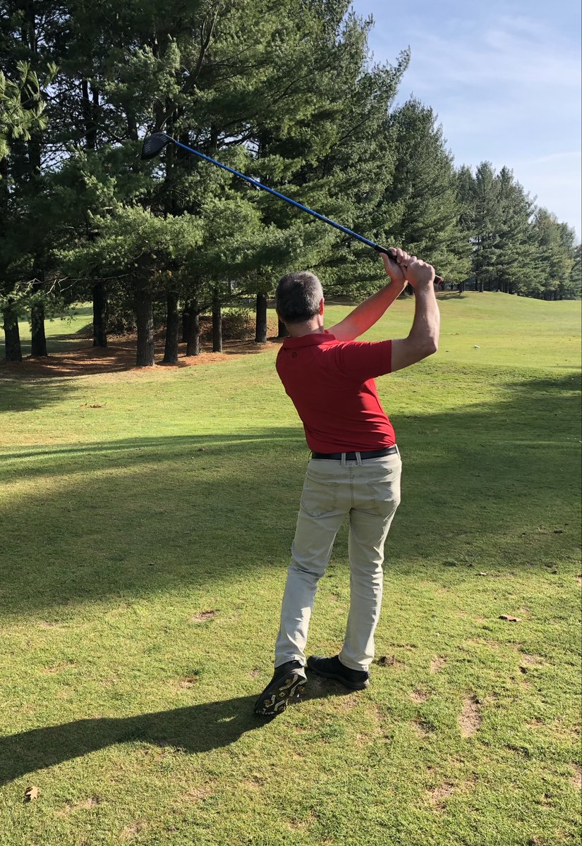 Hockey_Doc_1's tweet photo. I am all caught up on Chasing Scratch @chasingscratch0 -while they had a great Late Summer Run, we have an amazing Early Winter Run in Toronto right now (18C) - I look just like the merch golfer - OK, I am a lefty - work with it #lglg #letsgoletsgo #latesummerrun https://t.co/9IoilVoUQA