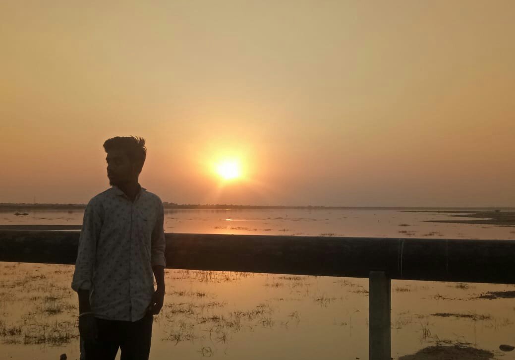 AnkitVrmaa's tweet photo. #Sunsad
#Sambharlake
#Rajasthan https://t.co/RDubejF7sh