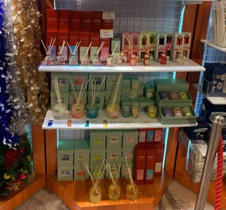 The Candle Company tweet media