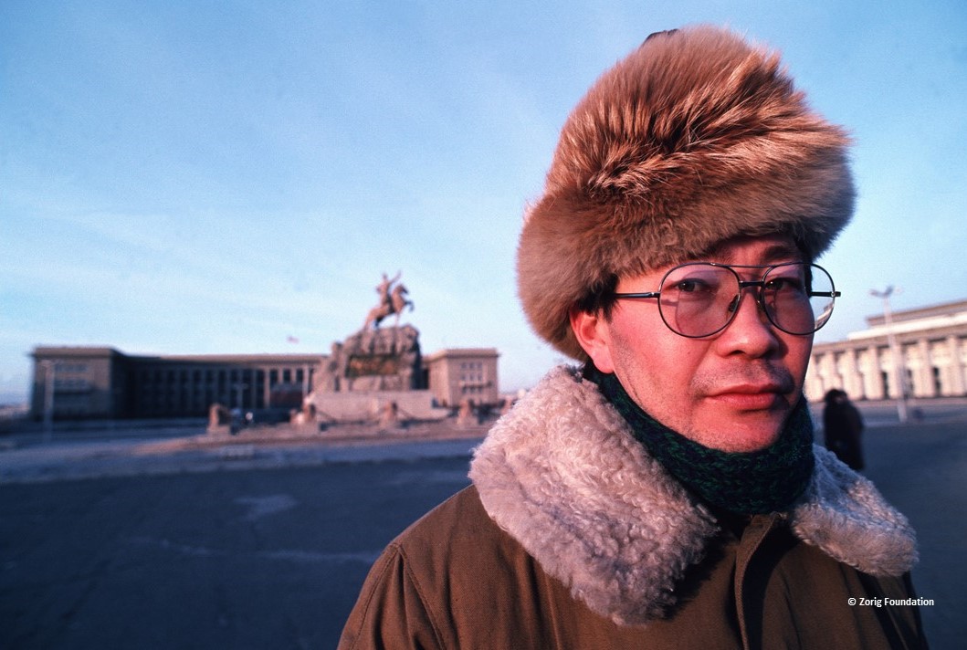 The IPU reexamined the longstanding case of Mongolian #MP Mr. Zorig Sanjasuuren, assassinated in 1998. The IPU urges the authorities to make more robust efforts to investigate the assassination and hold to account those responsible. Decision: 
ipu.org/file/9922/down…