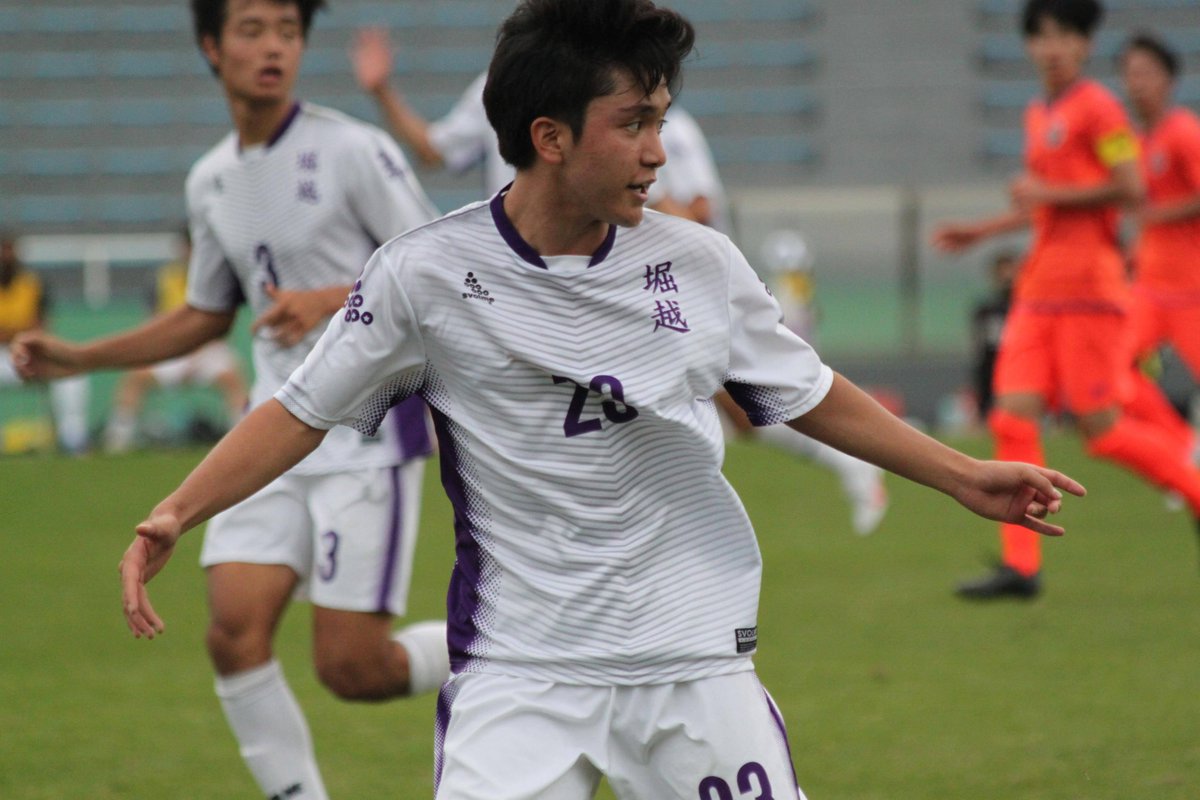 高校サッカー 野球ファン 今年は堀越強いな 何年か前の國學院とやった時より強いかな その時にキーパーやっていた子がライターになっていたけどどうしてるかな