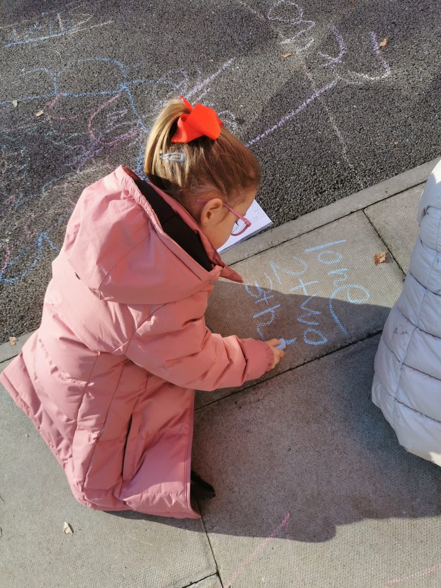 PentrerGraig's tweet photo. #pgpspaceships Number fun in the sun! #pgpmaths https://t.co/x6XJsiOTzX
