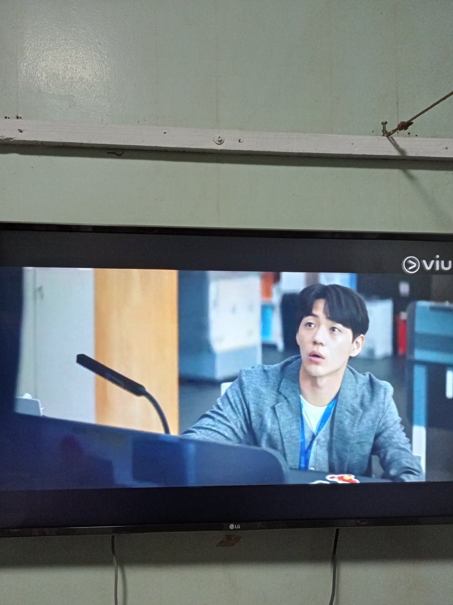 xandz34's tweet photo. Hmmmm... Another infidelity?
Lets wait and see what are the happenings... 🧐😜
#viu @Viu_PH
#VIP #vipseries #vipkorea #viptvseries
#브이아이피
#Beuiaipi
a 2019 South Korean series
#JangNara, #LeeSangyoon #LeeChungah #KwakSunyoung
#PyoYejin #ShinJaeha
Familiar faces, huh?! https://t.co/Cmx7wzqgNl