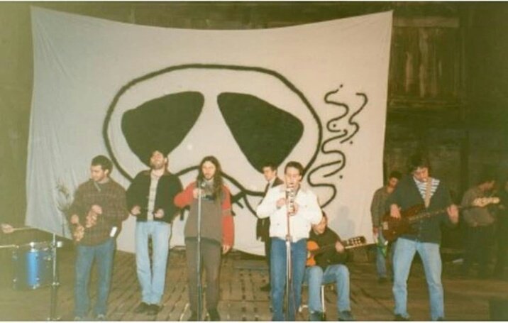VelerosDeAtar's tweet photo. Hicieron la banda que intentó ponerle fin a lo de siempre https://t.co/o2bRM3tML4