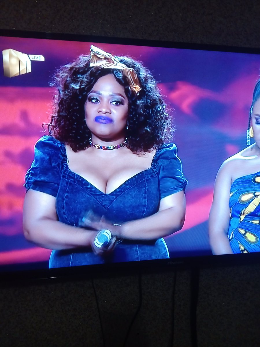 joy_zelda's tweet photo. Bongi Appreciation Post 🙏🙏🙏🙏🙏
She Phenomenal with or without #idolssa https://t.co/0calTUR6Hw