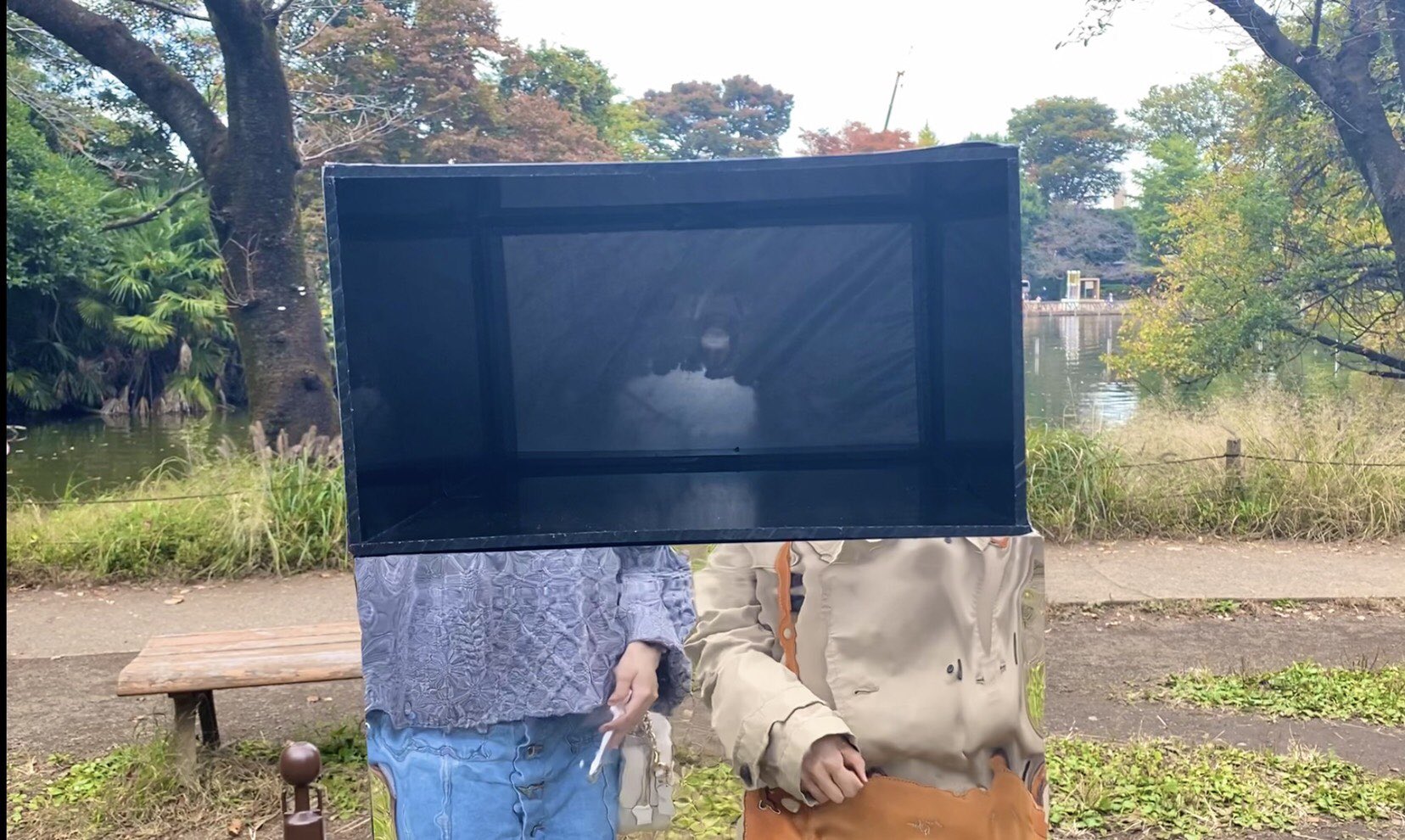 東京女子大学 Vera祭実行委員会 トロールの森 東京女子大学から歩いてすぐ 善福寺公園ではトロールの森が開催中です 期間中 公園では思わず キョトン としてしまうアート作品が沢山 今回はそんなトロールの森の素敵な雰囲気を動画でご紹介